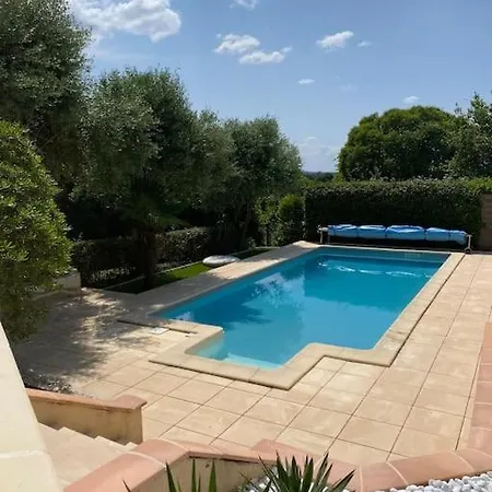 Maison Familiale A 5 Min D'albi بيت للعطل
